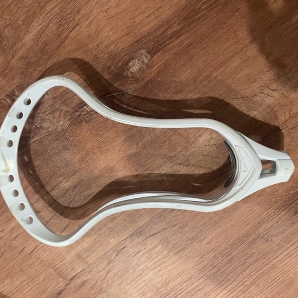 Nike men’s lacrosse head